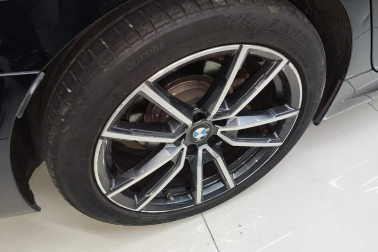 Used BMW 3 Series 2020 Restyled 325Li M Sport Package Right Rear Wheel Hub