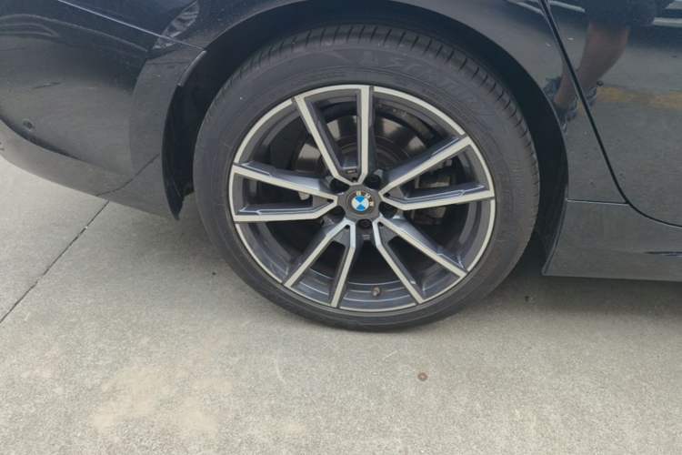 Used BMW 3 Series 2020 320Li M Sport Package Right Rear Wheel Hub