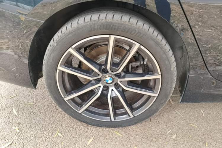 Used BMW 3 Series 2020 Restyled 325Li M Sport Package Right Rear Wheel Hub