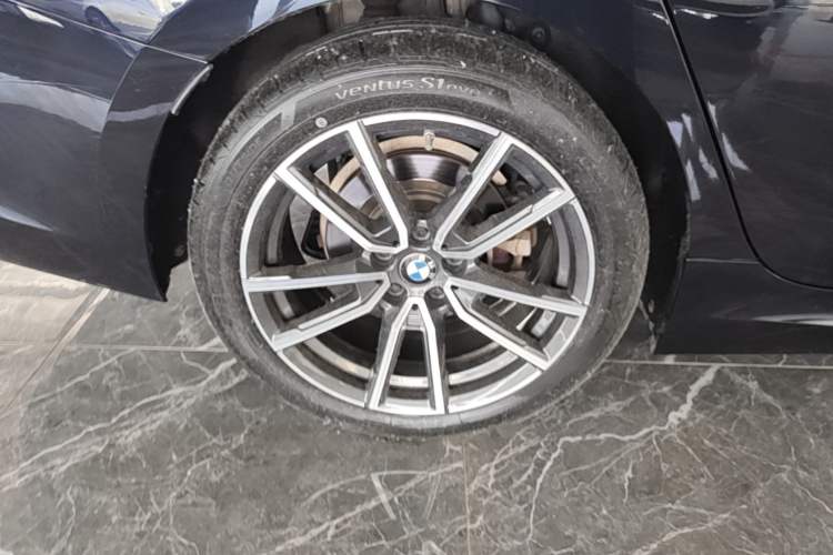 Used BMW 3 Series 2020 320Li M Sport Package Right Rear Wheel Hub