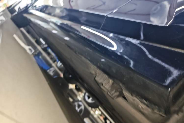 Used BMW 3 Series 2020 320Li M Sport Package Right Side Sill