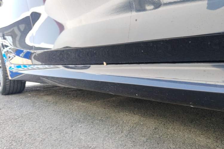 Used BMW 3 Series 2020 Restyled 325Li M Sport Package Right Side Sill