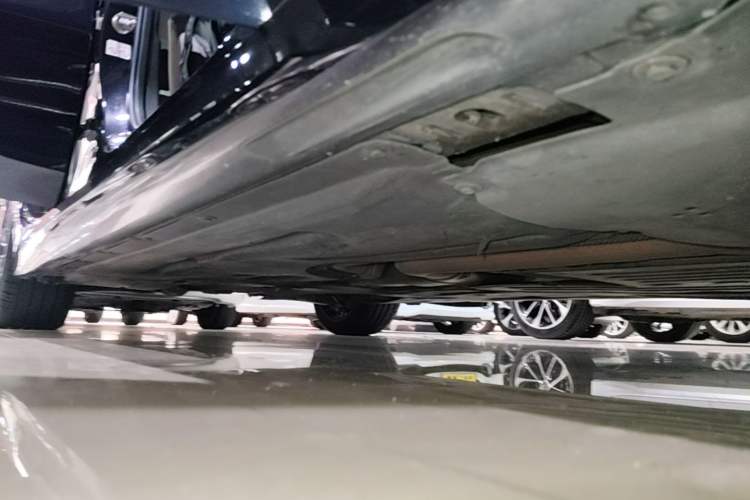 Used BMW 3 Series 2020 325Li M Sport Night Edition Package Right Side Sill