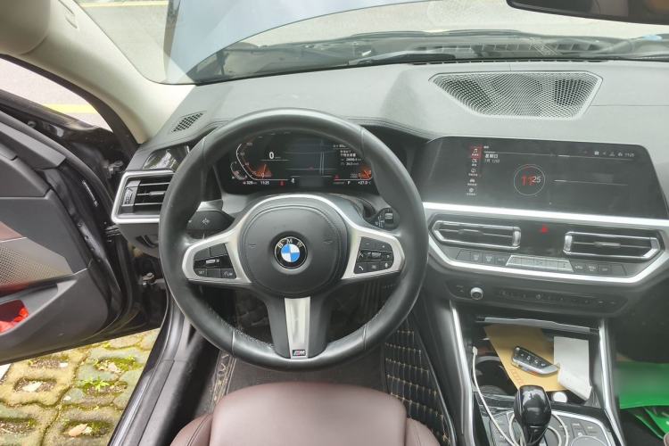 Used BMW 3 Series 2020 320Li M Sport Package Steering Wheel