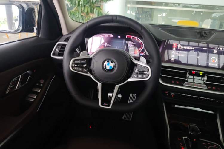 Used BMW 3 Series 2020 325Li M Sport Package Steering Wheel