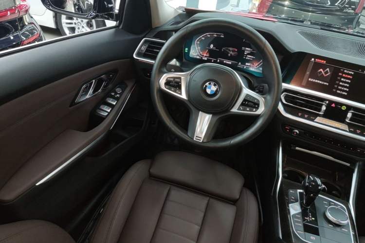 Used BMW 3 Series 2020 Restyled 325Li M Sport Package Steering Wheel