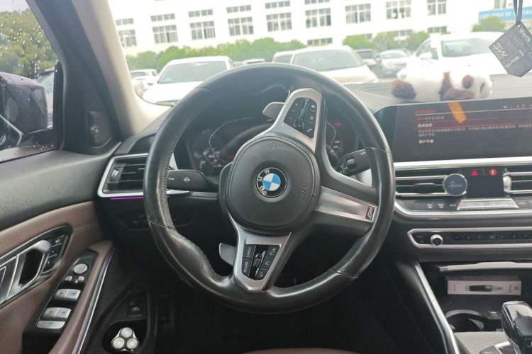 Used BMW 3 Series 2020 Facelifted 325Li M Sport Night Edition Package Steering Wheel