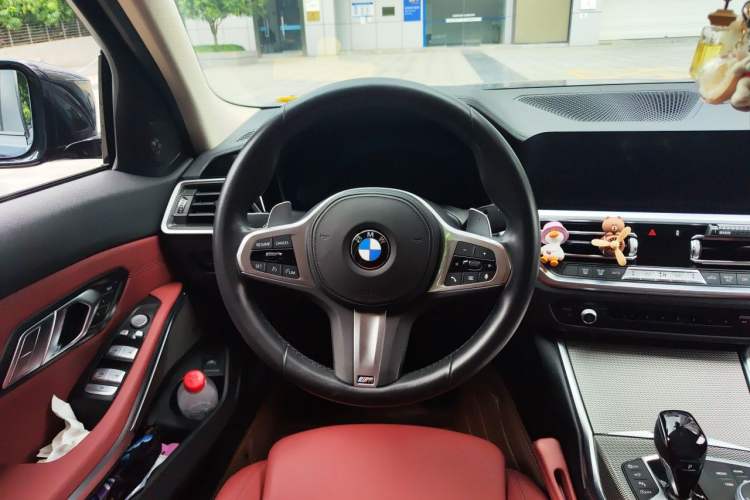 Used BMW 3 Series 2020 Facelifted 325Li M Sport Night Edition Package Steering Wheel