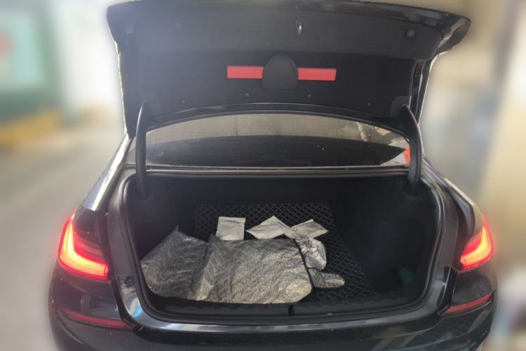 Used BMW 3 Series 2020 320Li M Sport Package Trunk