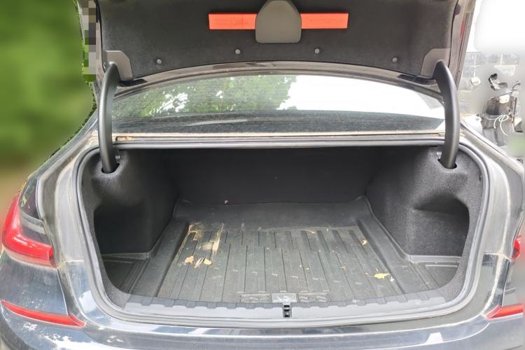 Used BMW 3 Series 2020 Facelifted 325i M Sport Package Trunk