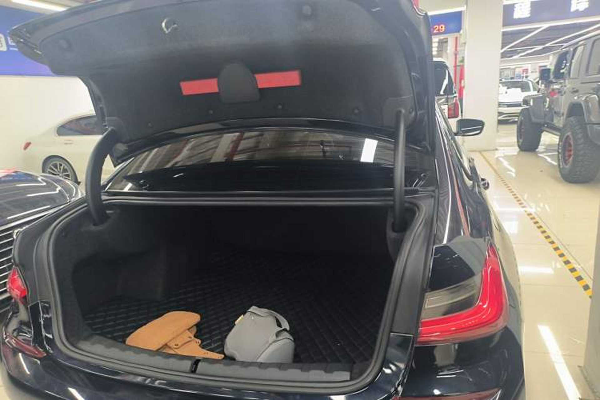 Used BMW 3 Series 2020 325Li M Sport Package Trunk