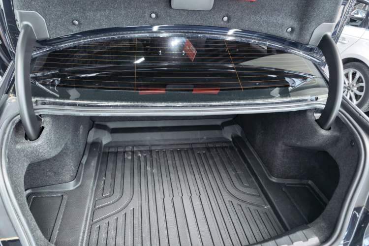 Used BMW 3 Series 2020 Restyled 325Li M Sport Package Trunk