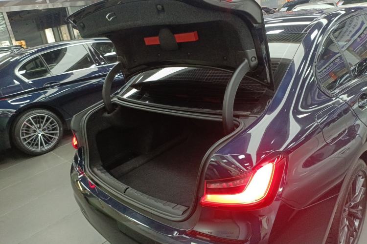Used BMW 3 Series 2020 325Li M Sport Night Edition Package Trunk