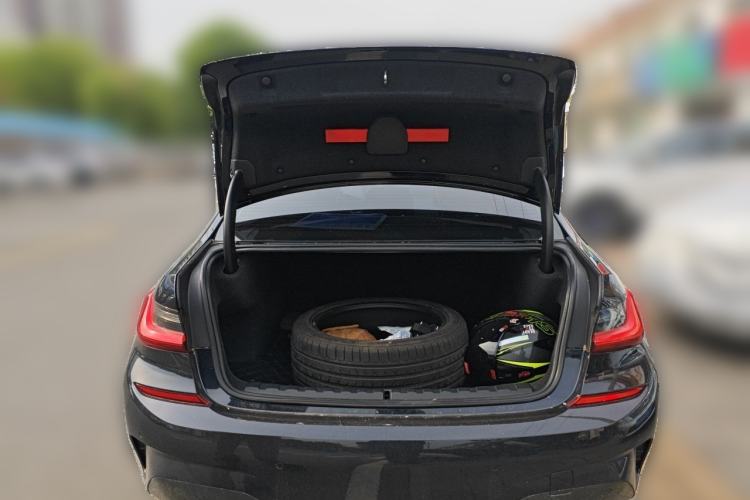 Used BMW 3 Series 2020 320Li M Sport Package Trunk