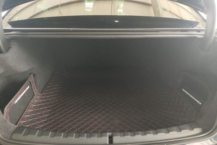 Used BMW 3 Series 2020 325Li M Sport Package Trunk