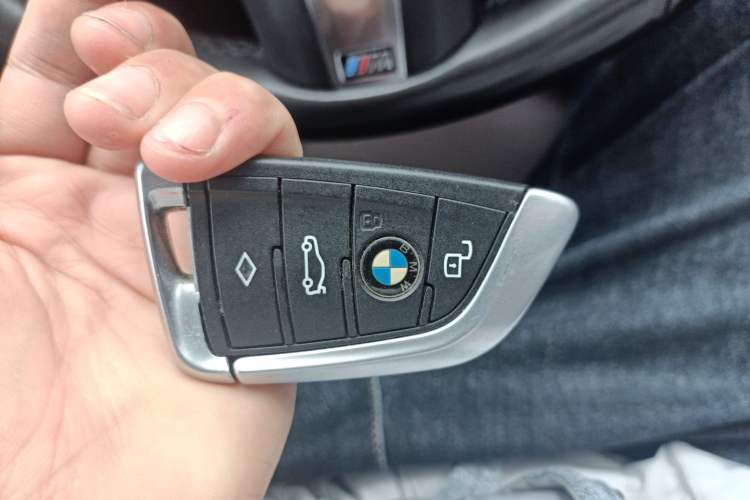 Used BMW 3 Series 2020 Facelifted 325i M Sport Package Vehicle Key