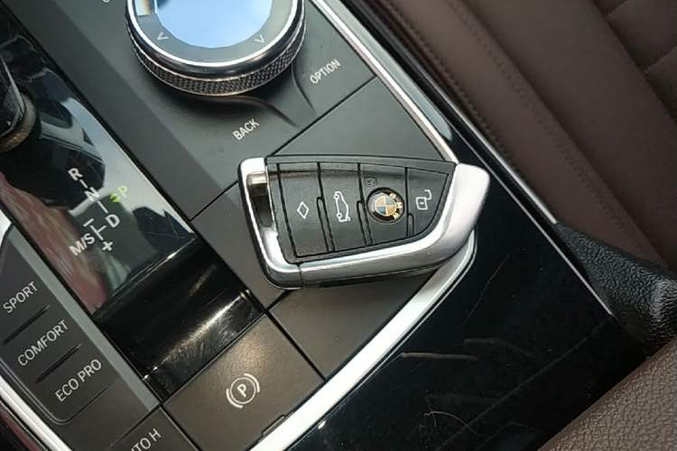 Used BMW 3 Series 2020 325Li First Edition Vehicle Key