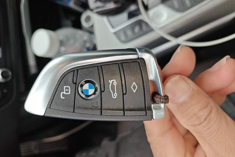 Used BMW 3 Series 2020 Restyled 325i M Sport Night Edition Package Vehicle Key