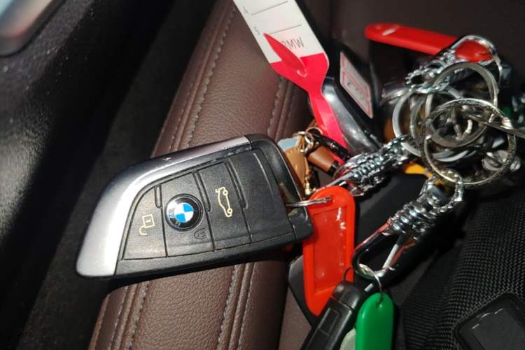 Used BMW 3 Series 2020 325Li M Sport Package Vehicle Key
