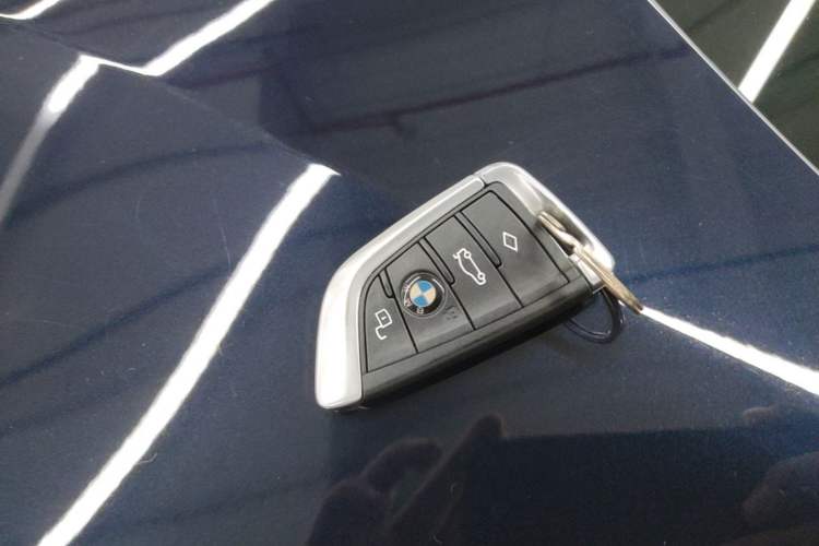 Used BMW 3 Series 2020 Restyled 325Li M Sport Package Vehicle Key