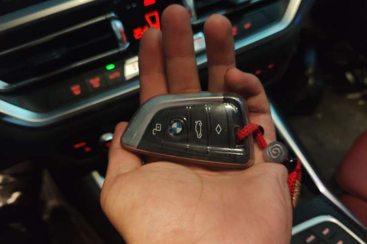 Used BMW 3 Series 2020 320Li M Sport Package Vehicle Key