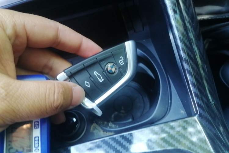 Used BMW 3 Series 2020 Restyled 325Li M Sport Package Vehicle Key