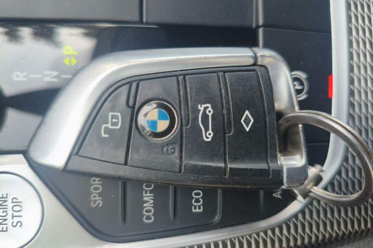 Used BMW 3 Series 2020 Facelifted 325Li M Sport Night Edition Package Vehicle Key