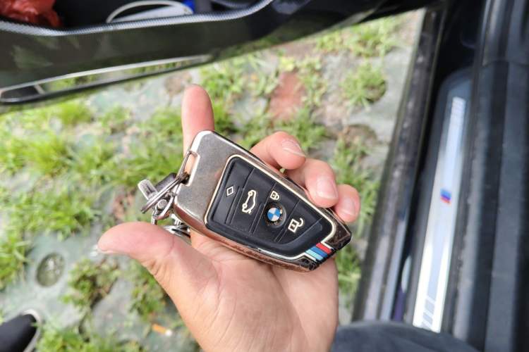 Used BMW 3 Series 2020 Facelifted 325Li M Sport Night Edition Package Vehicle Key