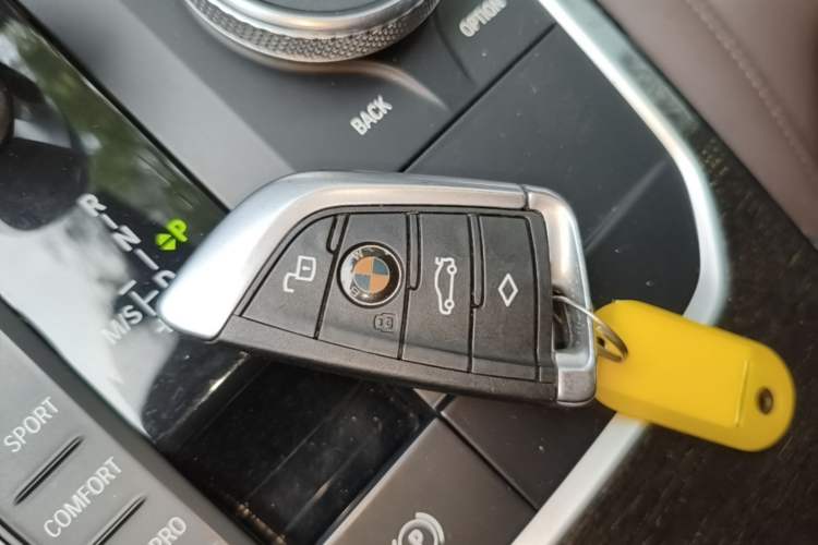 Used BMW 3 Series 2020 Restyled 325Li M Sport Package Vehicle Key