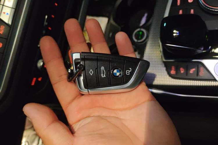 Used BMW 3 Series 2020 325i M Sport Night Edition package Vehicle Key