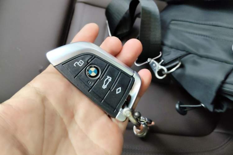 Used BMW 3 Series 2020 Facelifted 325Li M Sport Night Edition Package Vehicle Key