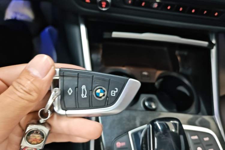 Used BMW 3 Series 2020 Restyled 325Li M Sport Package Vehicle Key