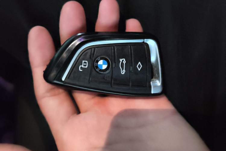 Used BMW 3 Series 2020 325i M Sport Package Vehicle Key