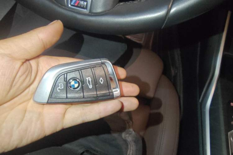 Used BMW 3 Series 2020 Facelifted 325i M Sport Package Vehicle Key
