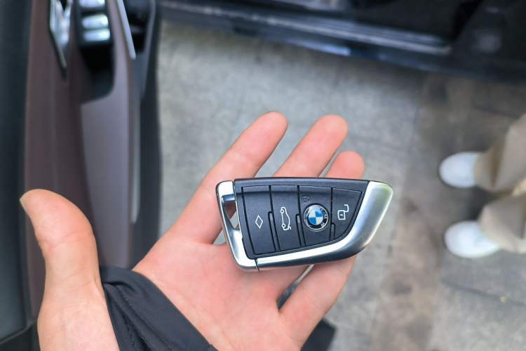 Used BMW 3 Series 2020 Restyled 325i M Sport Night Edition Package Vehicle Key
