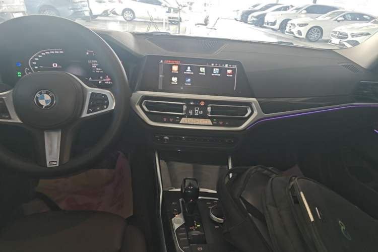 Used BMW 3 Series 2020 325Li M Sport Package Audio And AC Panel