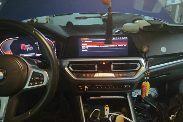 Used BMW 3 Series 2020 320Li M Sport Package Audio And AC Panel