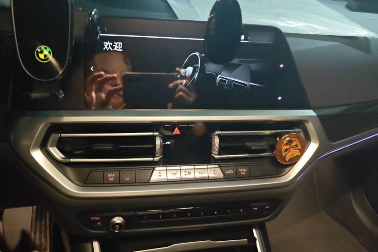 Used BMW 3 Series 2020 325Li M Sport Package Audio And AC Panel