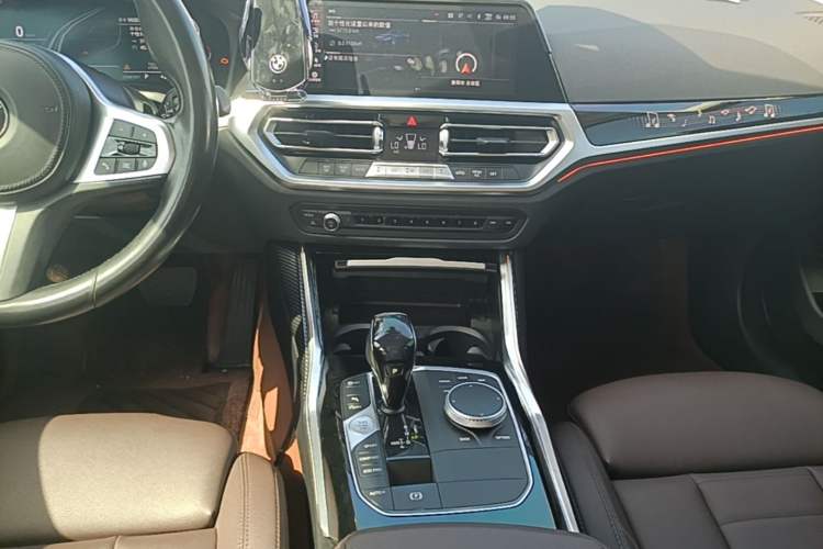 Used BMW 3 Series 2020 320Li M Sport Package Audio And AC Panel
