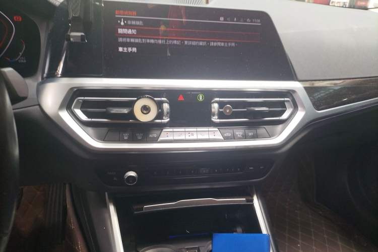 Used BMW 3 Series 2020 Restyled 325Li M Sport Package Audio And AC Panel