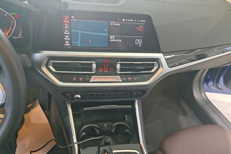 Used BMW 3 Series 2020 320Li M Sport Package Audio And AC Panel