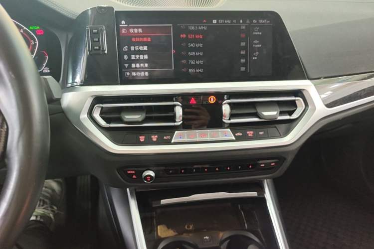 Used BMW 3 Series 2020 Restyled 325Li M Sport Package Audio And AC Panel