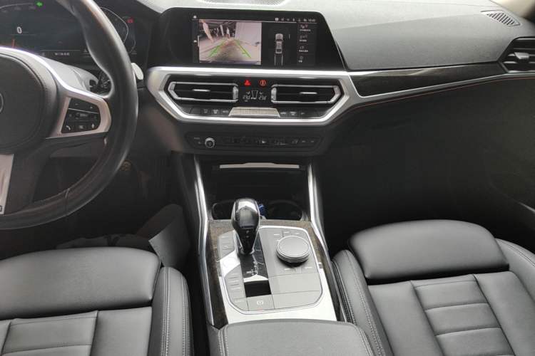 Used BMW 3 Series 2020 325Li M Sport Package Audio And AC Panel