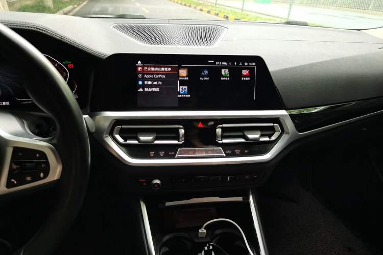 Used BMW 3 Series 2020 320Li M Sport Package Audio And AC Panel
