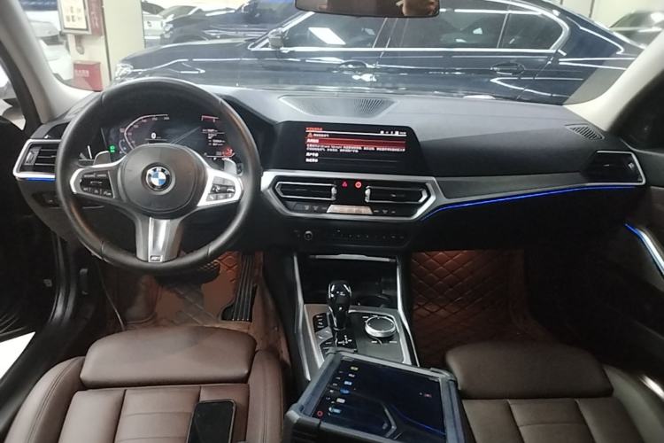 Used BMW 3 Series 2020 Facelifted 325Li M Sport Night Edition Package Center Console