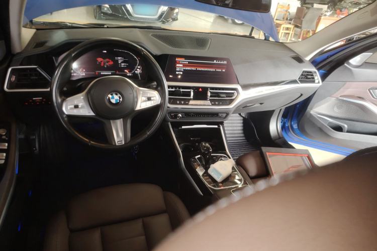 Used BMW 3 Series 2020 320Li M Sport Package Center Console