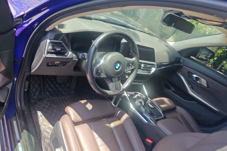 Used BMW 3 Series 2020 320Li M Sport Package Center Console