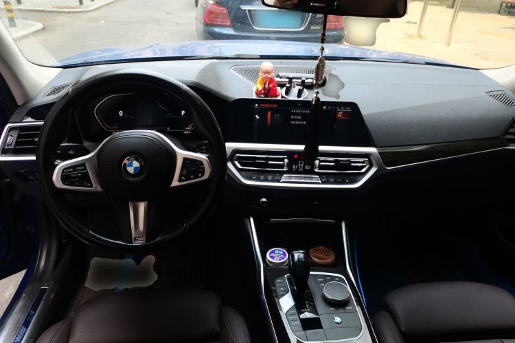 Used BMW 3 Series 2020 Facelifted 325Li xDrive M Sport Package Center Console