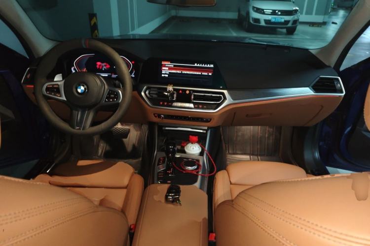 Used BMW 3 Series 2020 Restyled 325i M Sport Night Edition Package Center Console