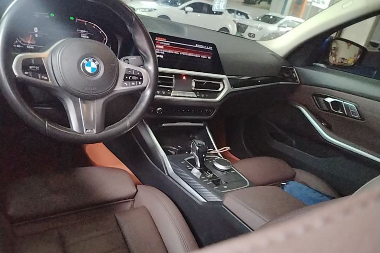 Used BMW 3 Series 2020 320Li M Sport Package Center Console